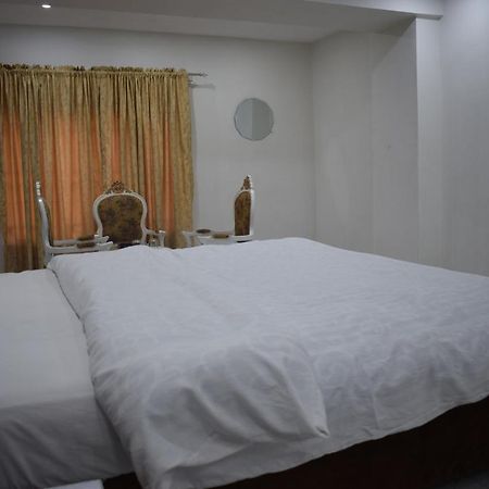 Relax Inn Lahore Exterior photo