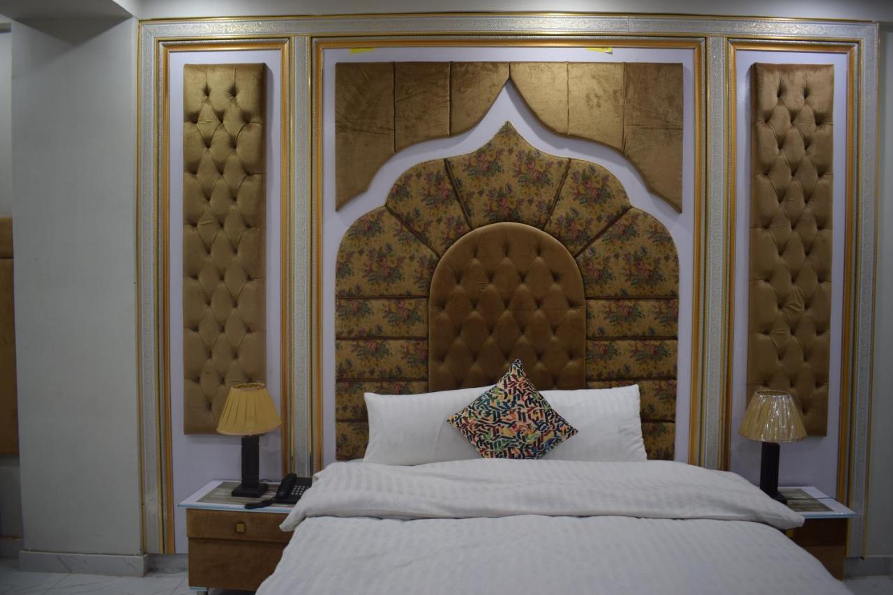 Relax Inn Lahore Exterior photo