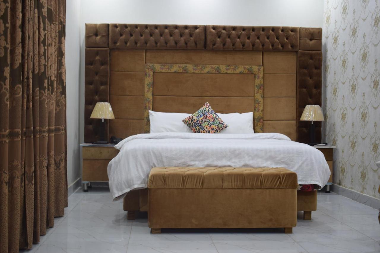 Relax Inn Lahore Exterior photo