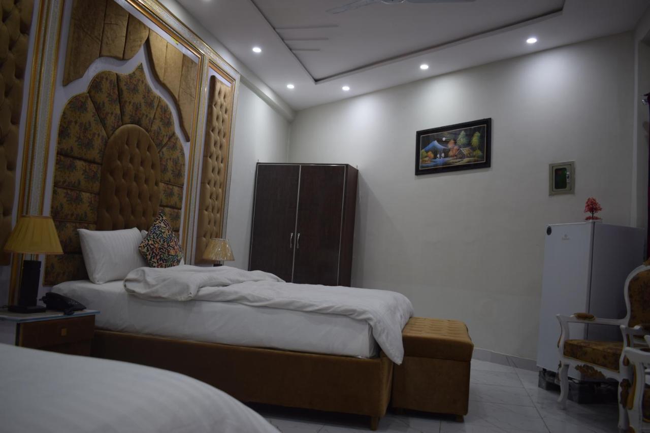 Relax Inn Lahore Exterior photo