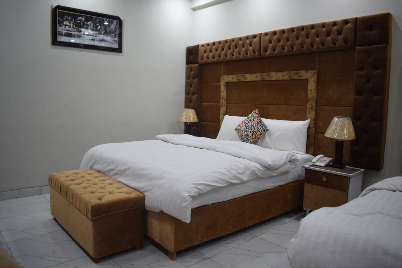 Relax Inn Lahore Exterior photo