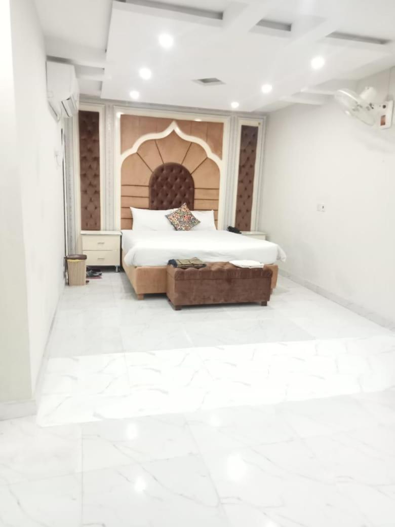 Relax Inn Lahore Exterior photo